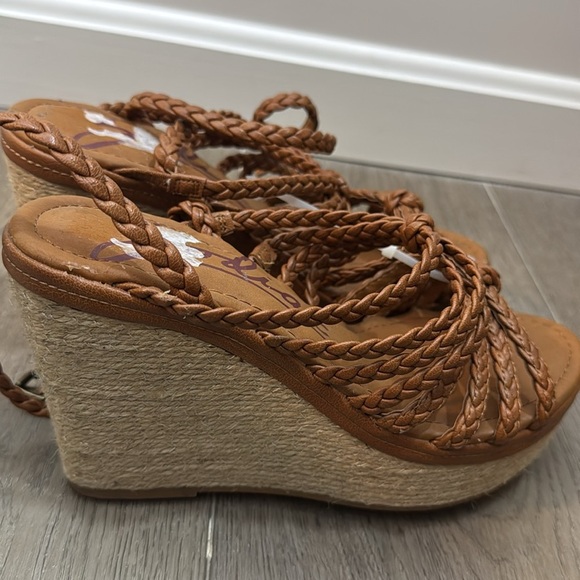 NEW! Zodiac Shana Espadrille Wedge Sandals - Size 8M ✈️ main image 7